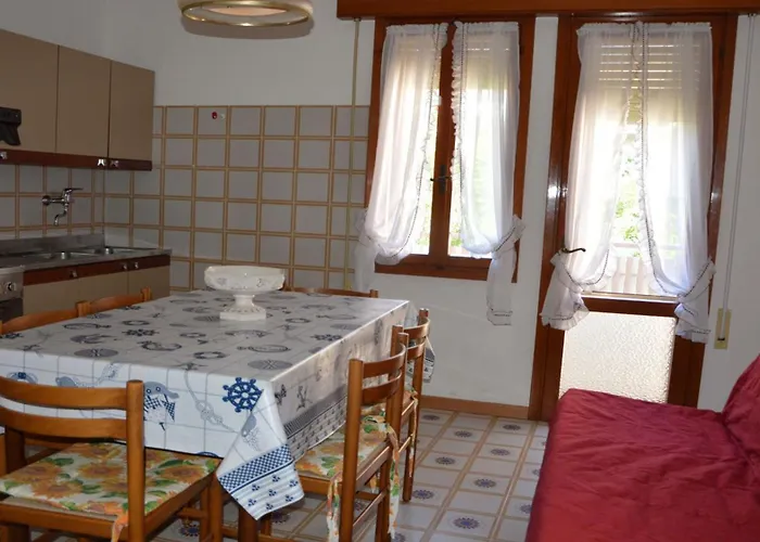 Spacious Seaside Flat In * Caorle